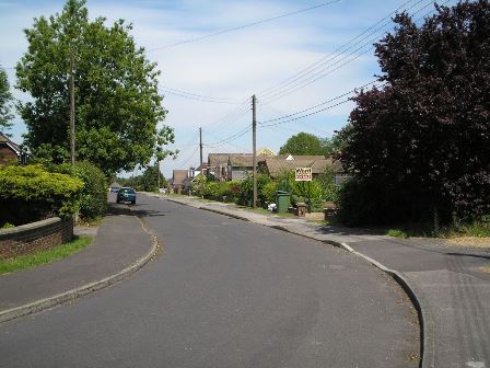 Hartley Kent: Gresham Avenue Looking north from near Church Road junction (2006)